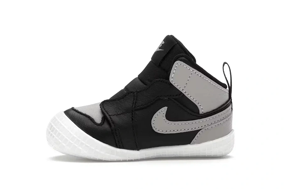 Фото № 3 с приближением к товару «‎Jordan 1 Crib Bootie»