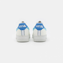 Фото № 3 с приближением к товару «‎Nike Air Force 1 »