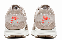 Фото № 3 с приближением к товару «‎Nike Air Max 1 Premium 'Moon Particle'»