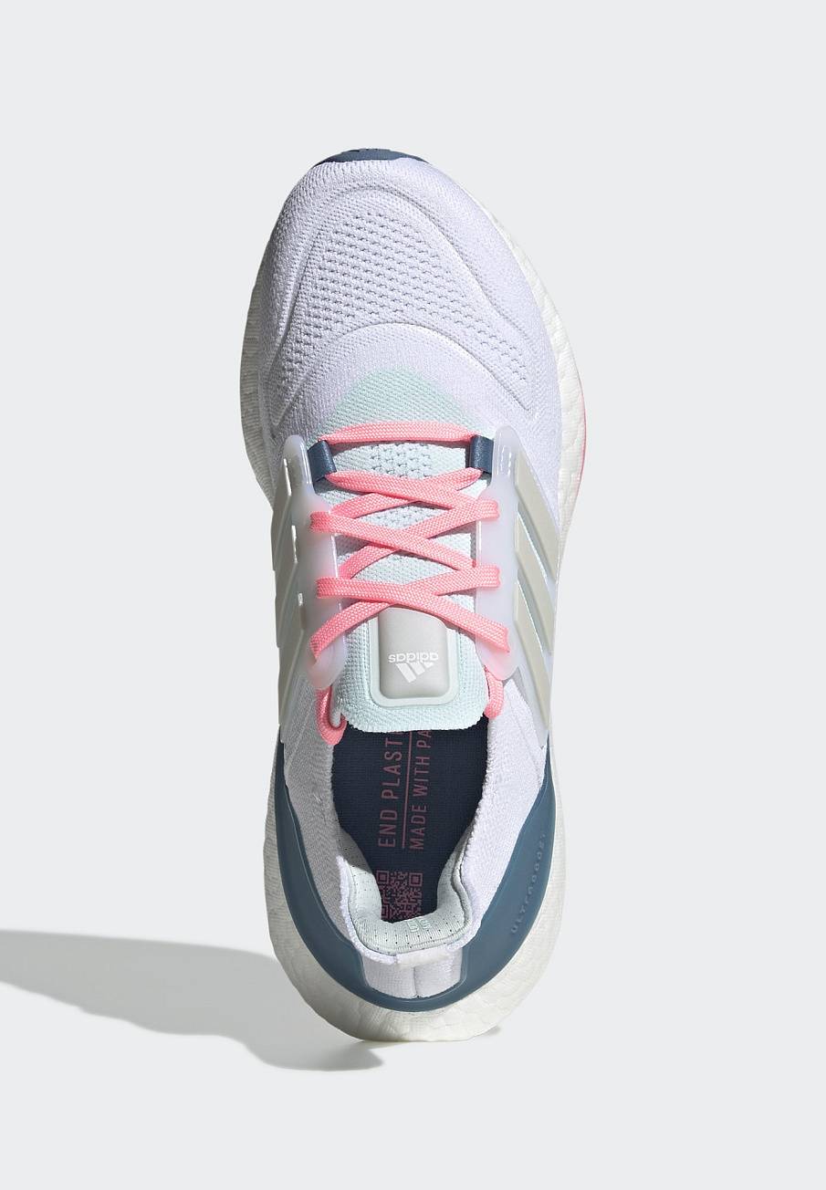 Фото № 3 с приближением к товару «‎Adidas Ultraboost 22»