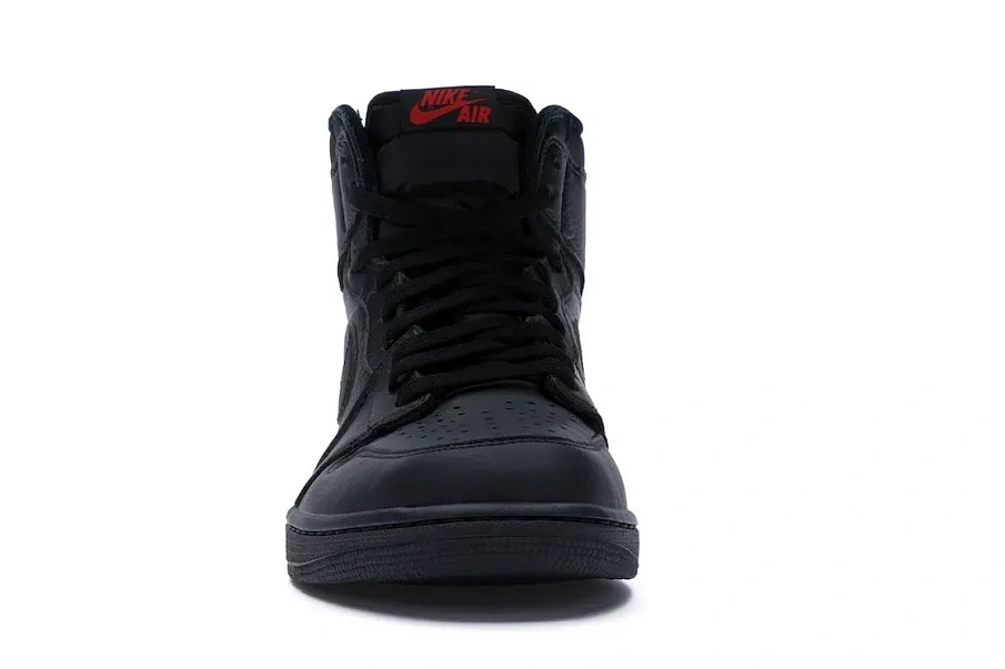Фото № 2 с приближением к товару «‎Jordan 1 Retro High OG Black»