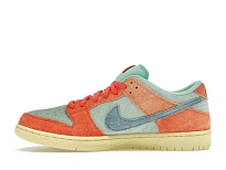 Фото № 3 с приближением к товару «‎Nike SB Dunk Low Orange Emerald Rise»