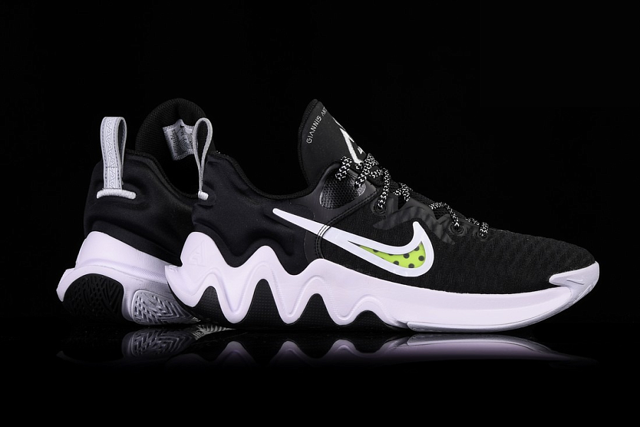 Фото № 5 с приближением к товару «‎Nike Giannis Immortality Volt »