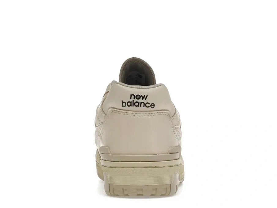 Фото № 4 с приближением к товару «‎New Balance 550»