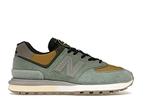 Фото № 1 с приближением к товару «‎New Balance 574 Legacy»