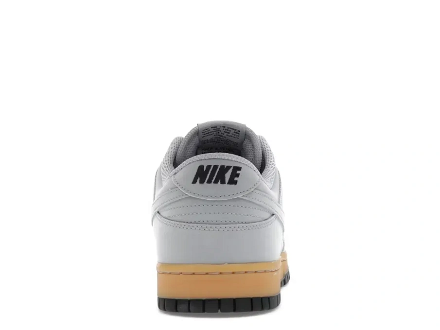 Фото № 4 с приближением к товару «‎Nike Dunk Low»