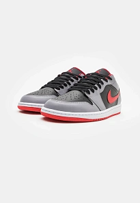 Фото № 4 с приближением к товару «‎AIR JORDAN 1 LOW»