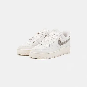 Nike Wmns Air Force 1 07  - 2