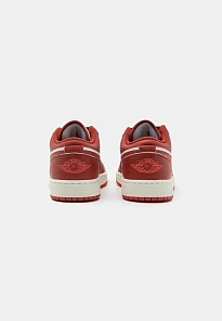 Фото № 3 с приближением к товару «‎AIR JORDAN 1 LOW SE UNISEX»