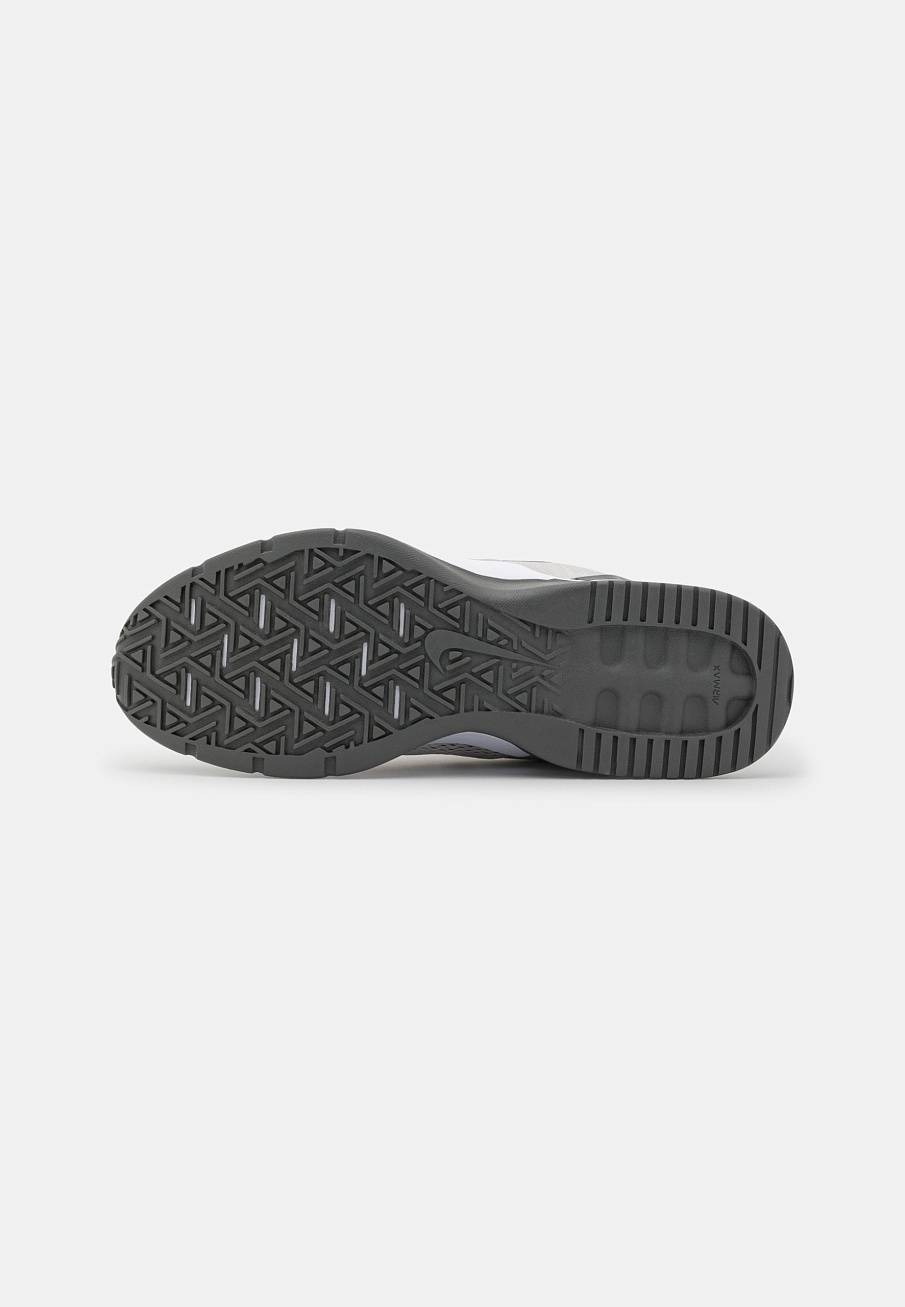 Фото № 4 с приближением к товару «‎Nike Air Max Alpha Trainer 4»