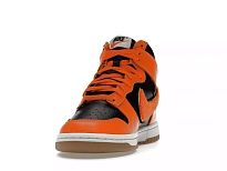 Фото № 2 с приближением к товару «‎Nike Dunk High University Chenille Swoosh Safty Orange»