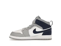 Фото № 3 с приближением к товару «‎Jordan 1 Mid»