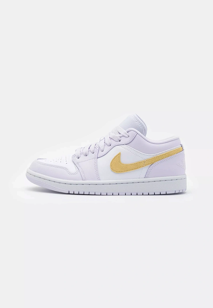 Фото № 2 с приближением к товару «‎AIR JORDAN 1 »