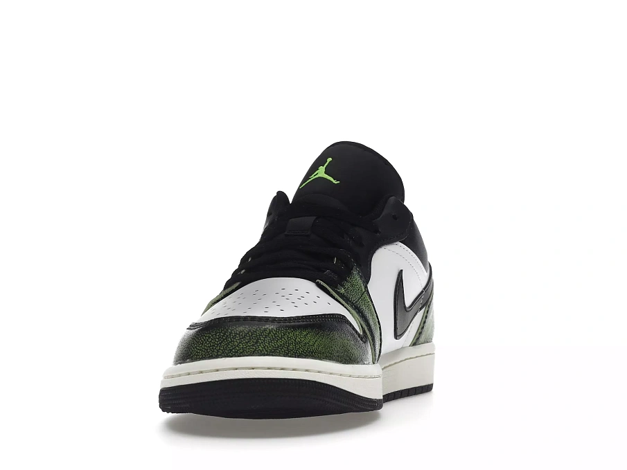 Фото № 2 с приближением к товару «‎Jordan 1 Low Wear Away Electric Green»
