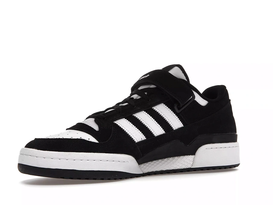 Фото № 3 с приближением к товару «‎adidas Forum Low Panda»