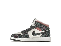 Фото № 3 с приближением к товару «‎Jordan 1 Mid SE»