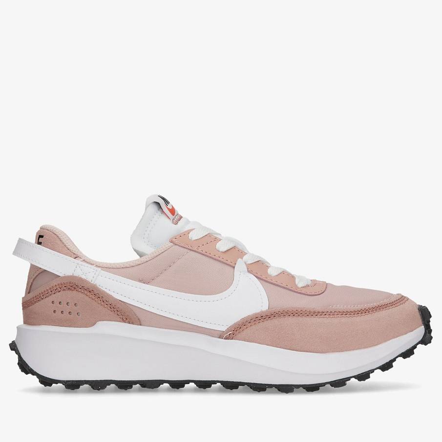Фото № 1 с приближением к товару «‎Nike Waffle Debut»