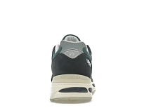 Фото № 4 с приближением к товару «‎New Balance 991v2»