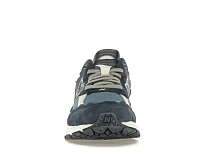 Фото № 2 с приближением к товару «‎New Balance 2002R»
