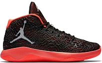 Фото № 1 с приближением к товару «‎Jordan Ultra.Fly Black Infrared 23»