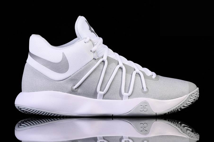 Фото № 3 с приближением к товару «‎Nike KD Trey 5 V Pure Platinium »