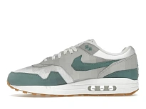 Фото № 3 с приближением к товару «‎Nike Air Max 1»