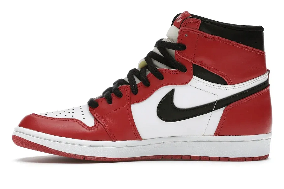 Фото № 3 с приближением к товару «‎Jordan 1 Retro Chicago (1994)»