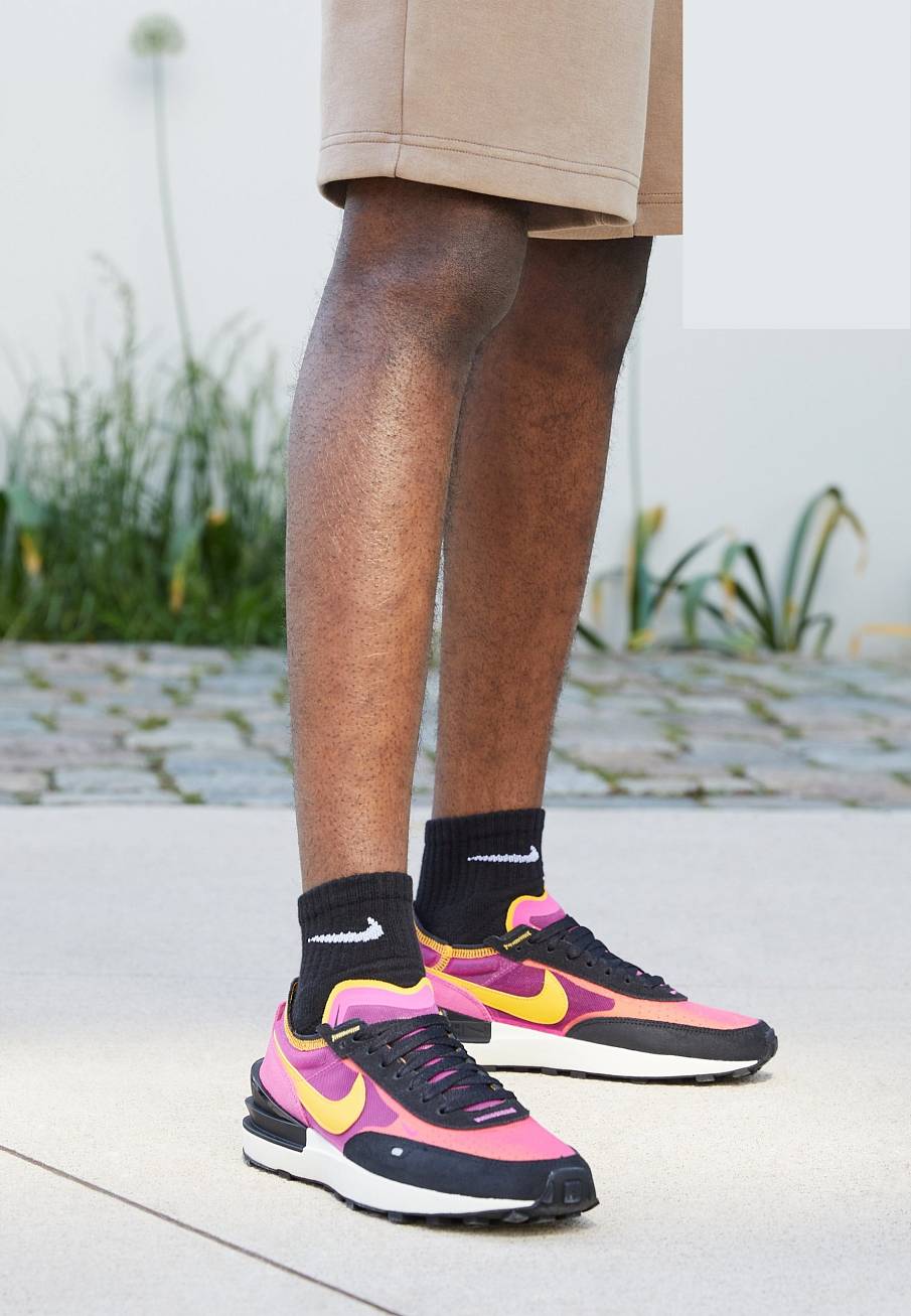 Фото № 5 с приближением к товару «‎Nike Waffle One »