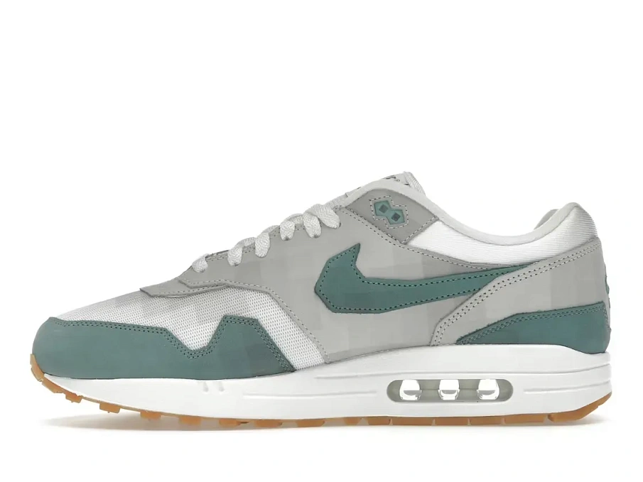 Фото № 3 с приближением к товару «‎Nike Air Max 1»