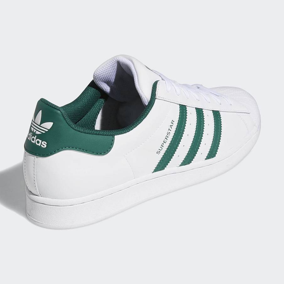 Фото № 4 с приближением к товару «‎Adidas Superstar »