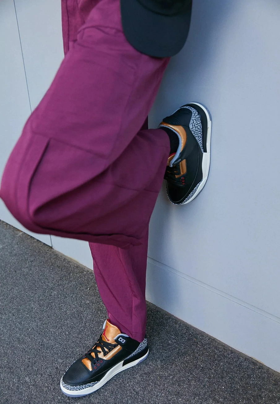 Фото № 2 с приближением к товару «‎WMNS AIR JORDAN 3 RETRO»