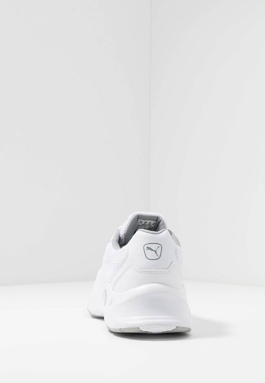 Фото № 3 с приближением к товару «‎Puma Nucleus »