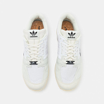 Фото № 4 с приближением к товару «‎Adidas Parley »