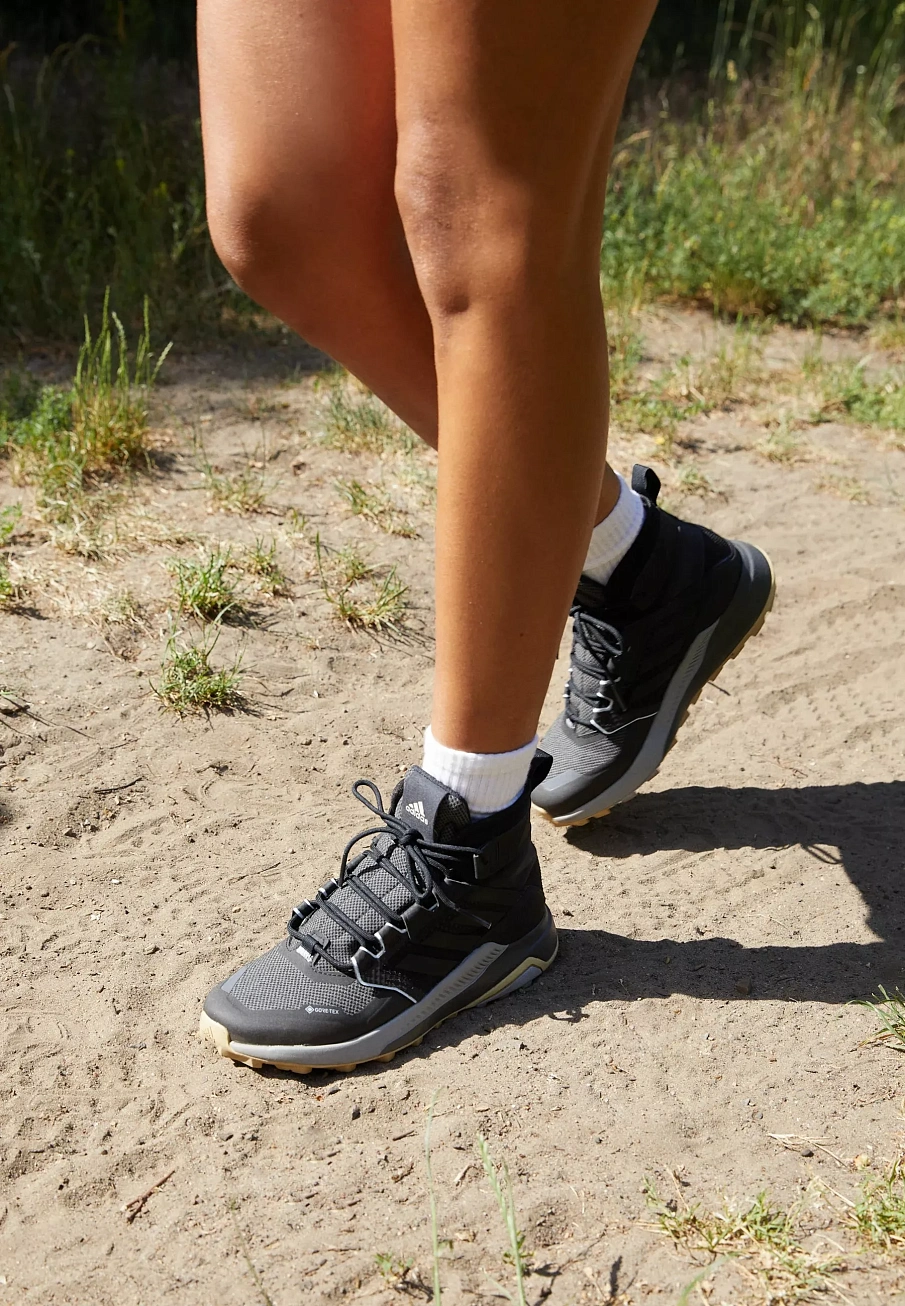 Фото № 3 с приближением к товару «‎TERREX TRAILMAKER MID GTX SCHUH»