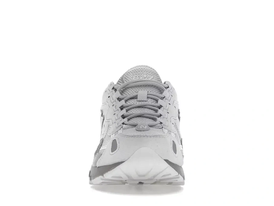 Фото № 2 с приближением к товару «‎New Balance 827»