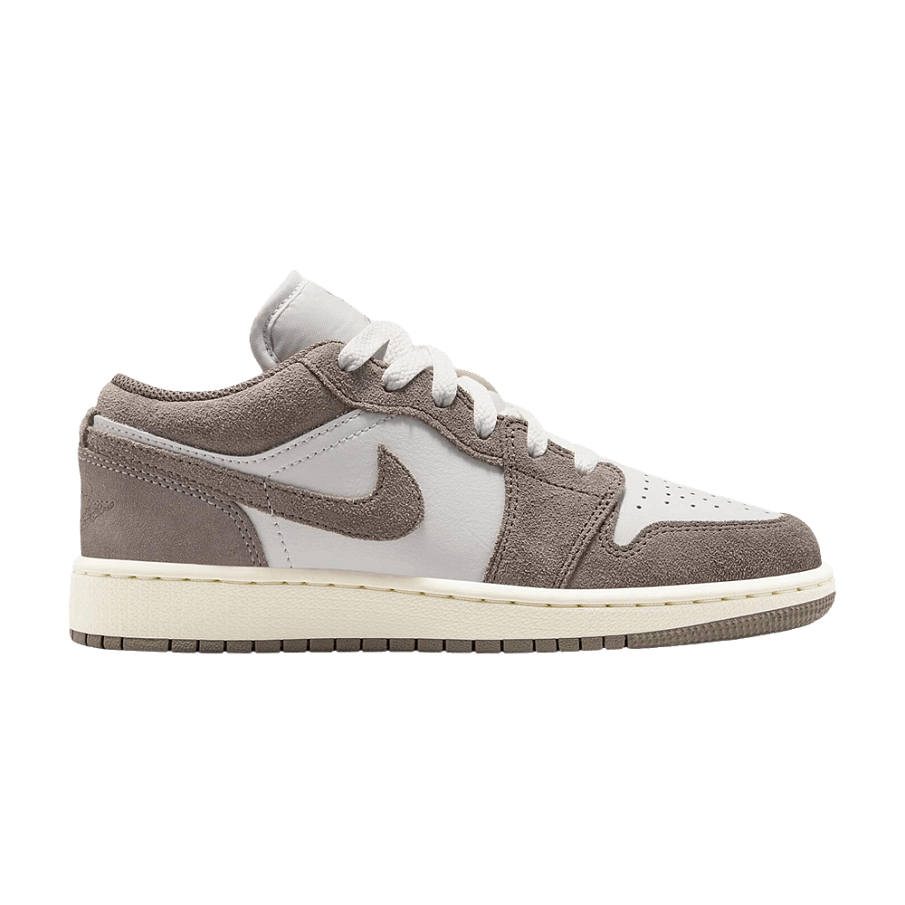 Фото № 1 с приближением к товару «‎Air Jordan 1 Low GS Olive Grey Enigma Stone»