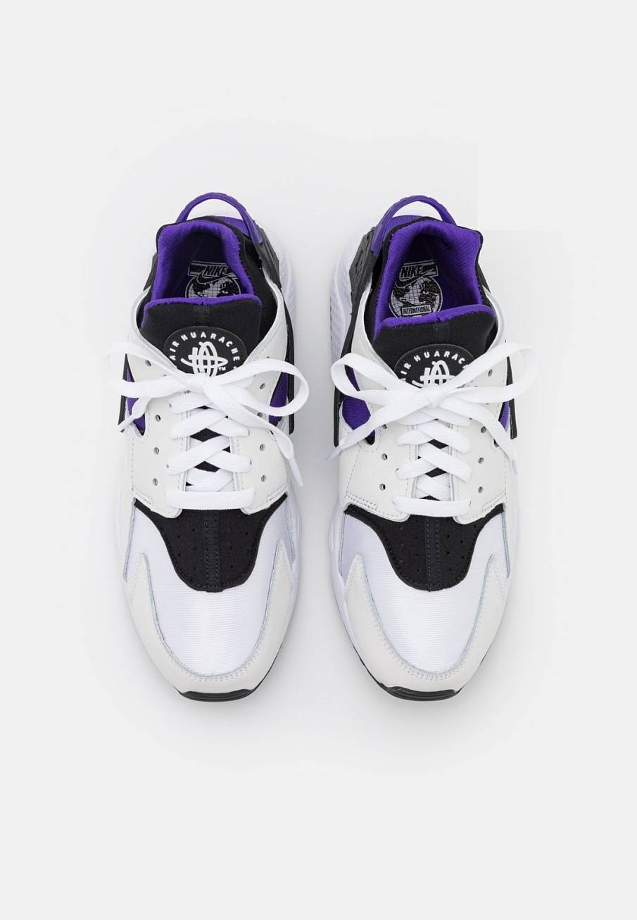 Фото № 5 с приближением к товару «‎Nike Air Huarache »
