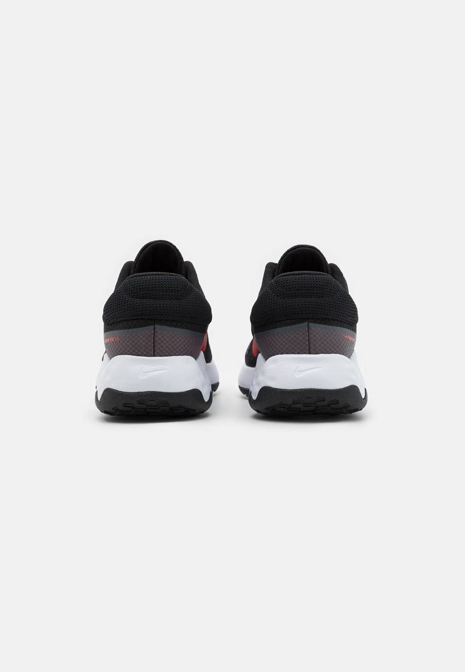 Фото № 3 с приближением к товару «‎Nike Renew Ride 3»
