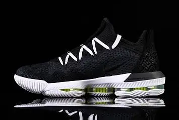 Nike Lebron 16 Python  - 1