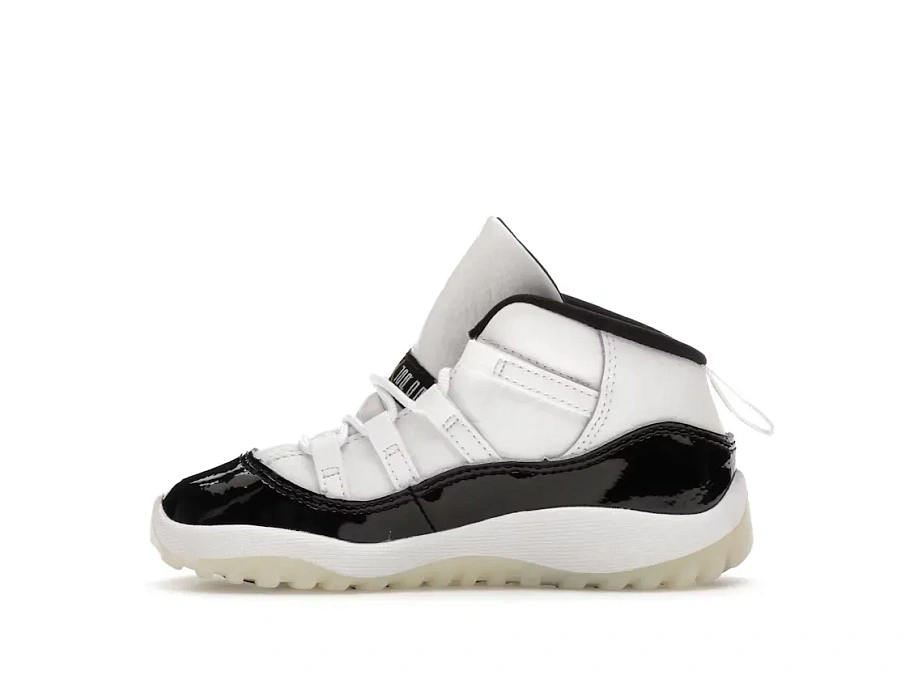 Фото № 3 с приближением к товару «‎Jordan 11 Retro»