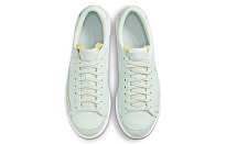 Фото № 4 с приближением к товару «‎ Nike Blazer low Skate shoes»