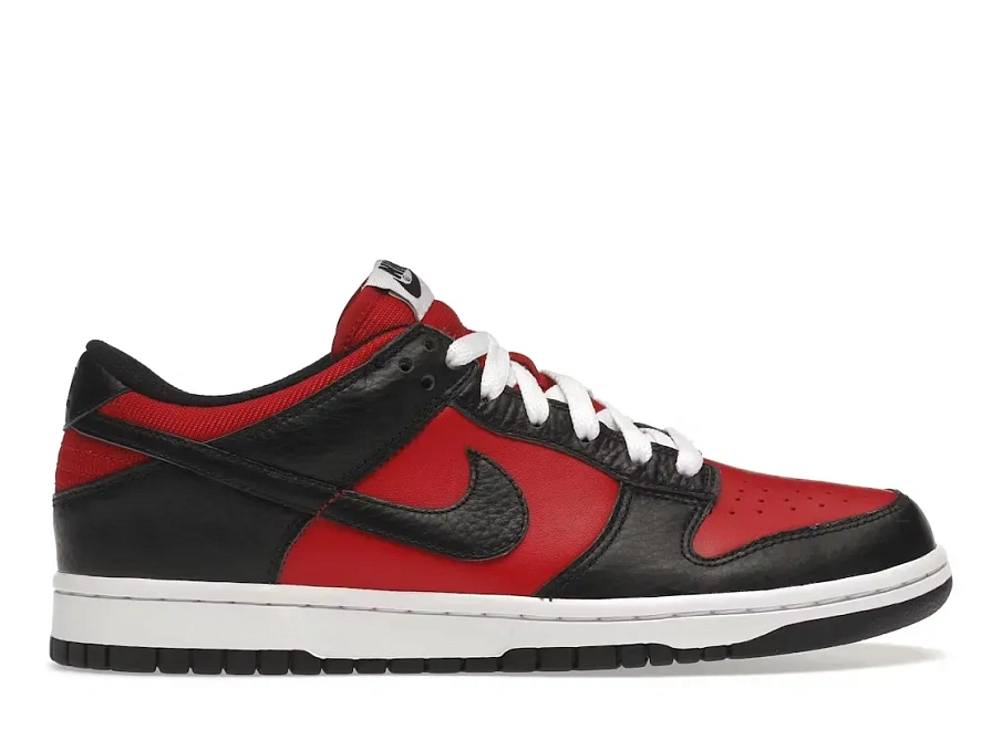 Фото № 1 с приближением к товару «‎Nike Dunk Low»