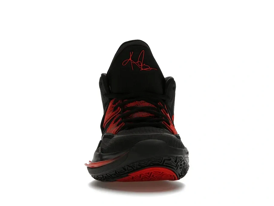 Фото № 2 с приближением к товару «‎Nike Kyrie Infinity Bred»
