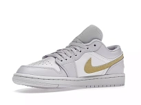 Фото № 3 с приближением к товару «‎Jordan 1 Low Barely Grape »