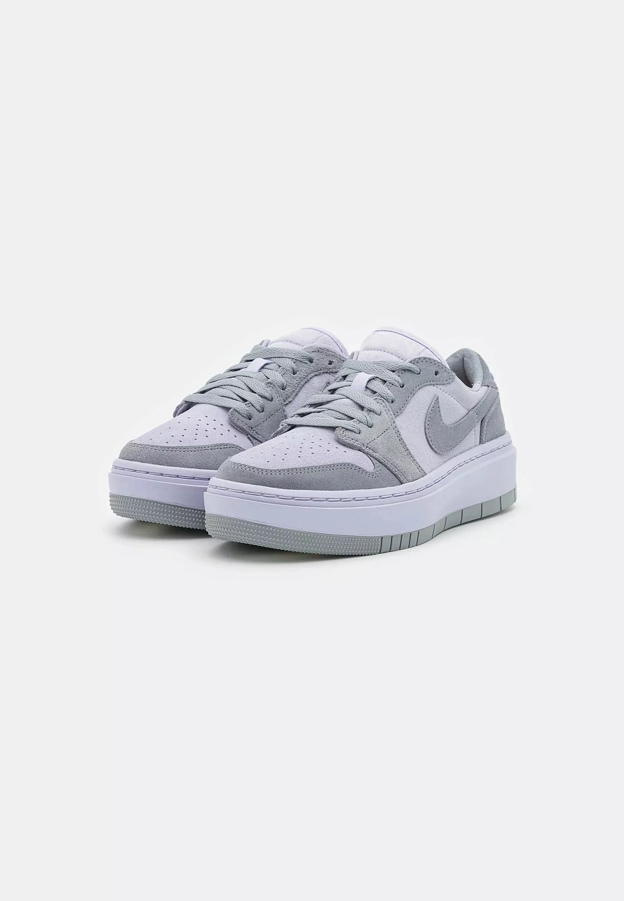 Фото № 2 с приближением к товару «‎AIR JORDAN 1 ELEVATE»