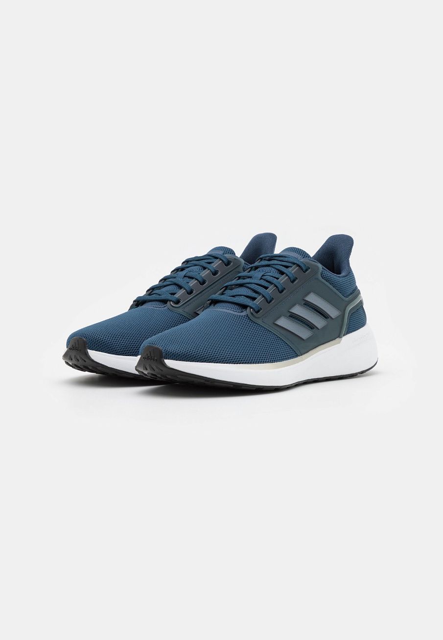 Фото № 2 с приближением к товару «‎Adidas Eq19»
