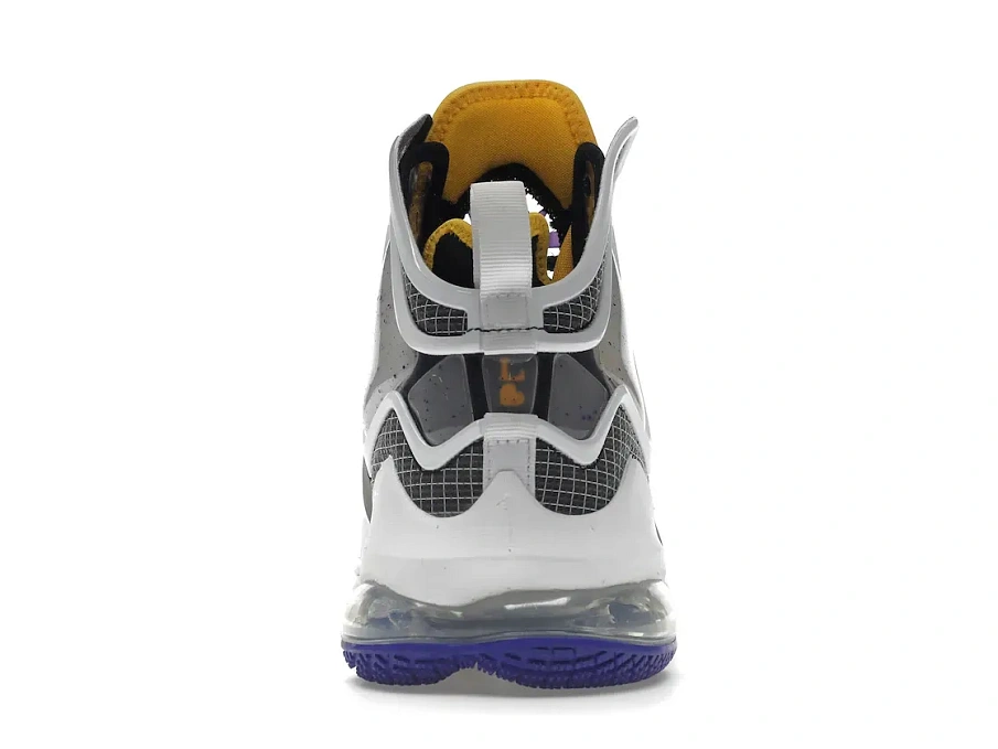 Фото № 4 с приближением к товару «‎Nike LeBron 19 Hardwood Classic»