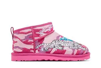 Palace x UGG Classic Ultra Mini Boot Pink Camo - 2