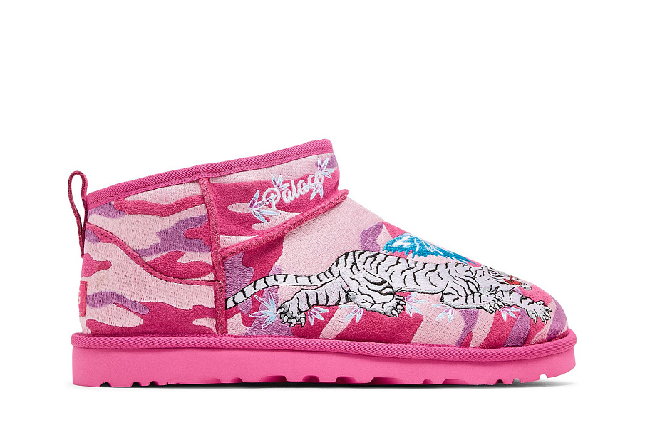 Фото № 2 с приближением к товару «‎Palace x UGG Classic Ultra Mini Boot Pink Camo»