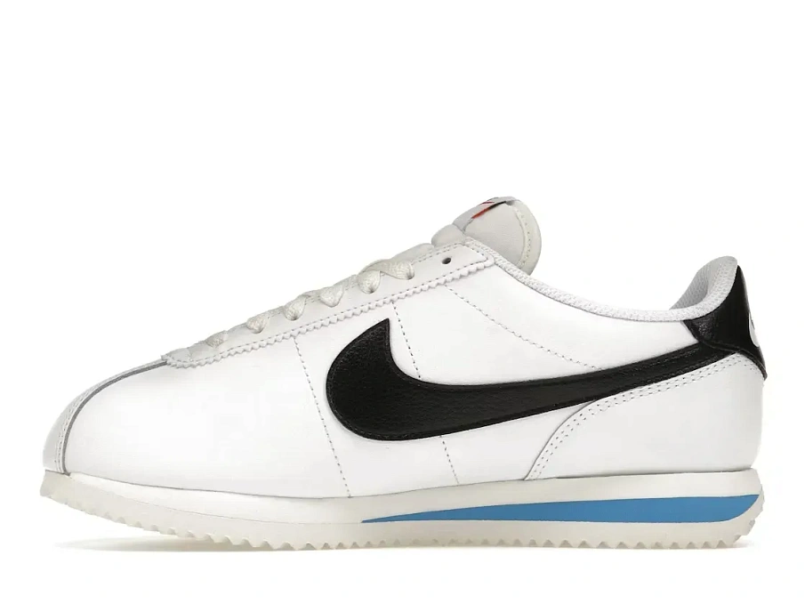 Фото № 3 с приближением к товару «‎Nike Cortez»